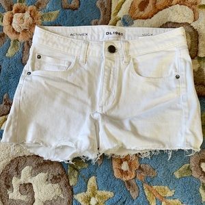 dl1961 cut off shorts snowcap 16 white